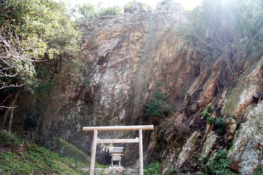 おうむ岩