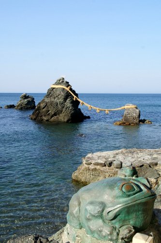 夫婦岩