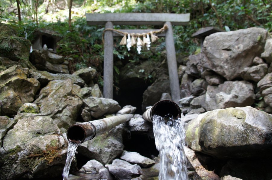 天の岩戸